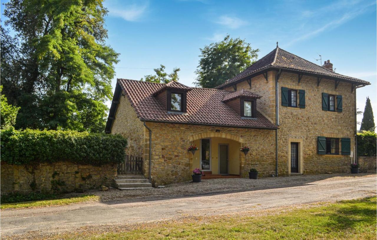 2 Bedroom Nice Home In Vitrac Vitrac  Bagian luar foto